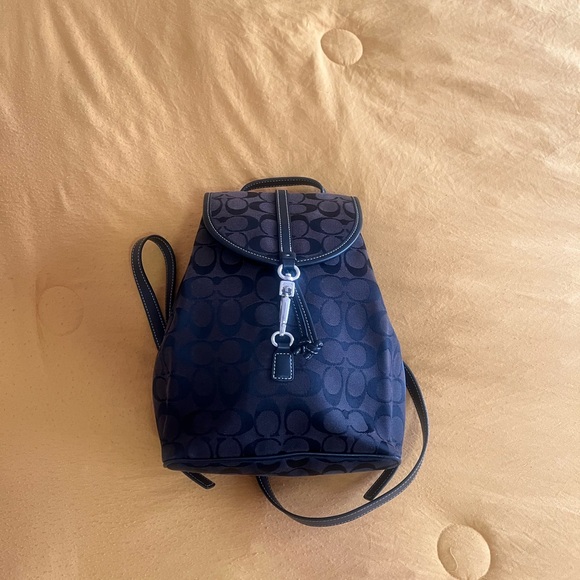 Coach back pack - Picture 13 of 13